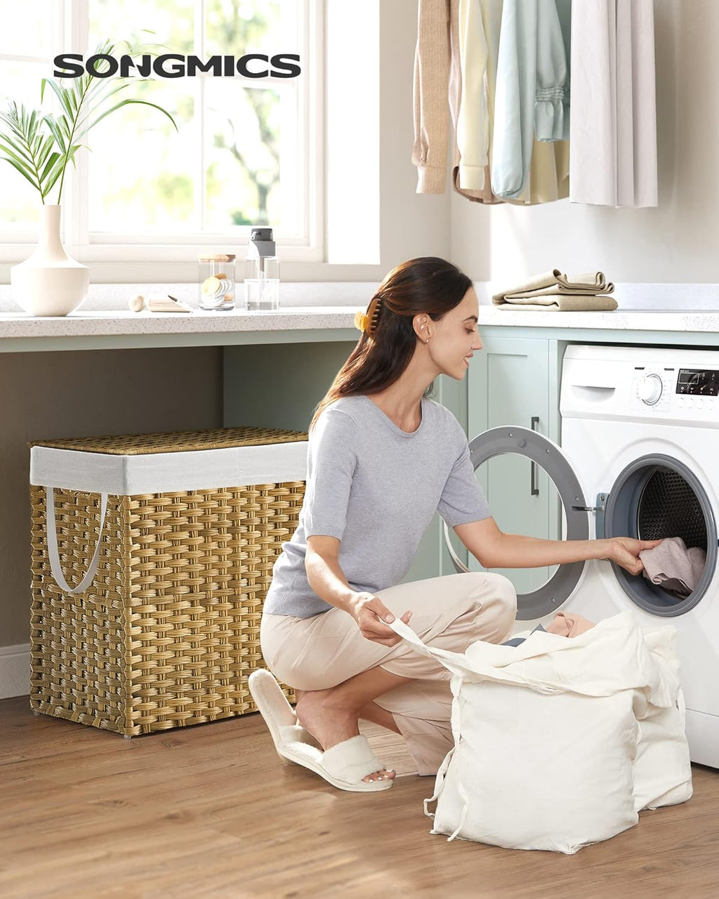 SONGMICS Laundry Hamper with Lid, 130L Double Wicker Basket, 6 Mesh Bags